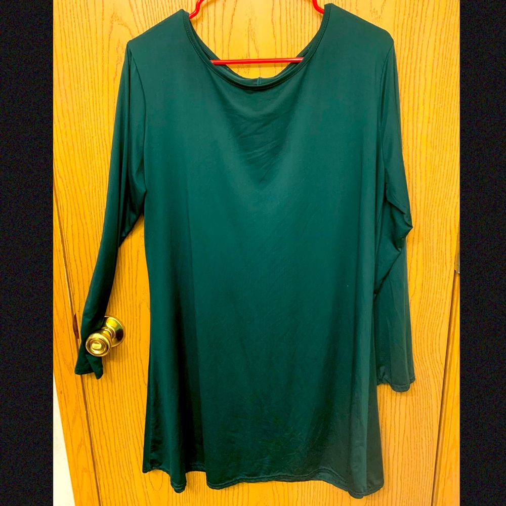 Need Gone : Dark Green Layering shirt